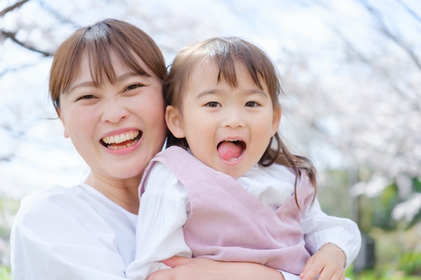 外苑前（東京）の歯医者、Angel矯正歯科・歯科口腔外科でブルーラジカル治療